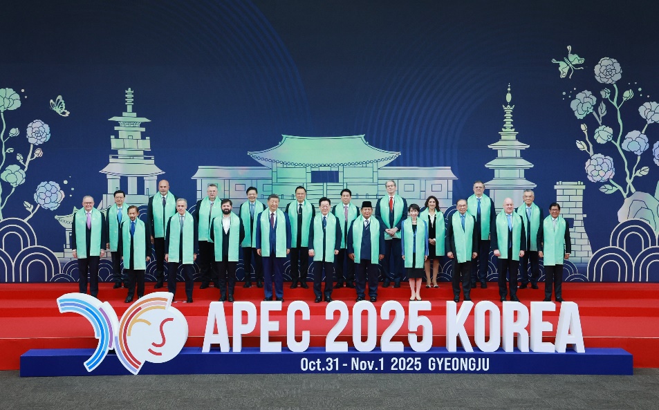 APEC 2025 KOREA 정상회의 주요 참석자 단체사진